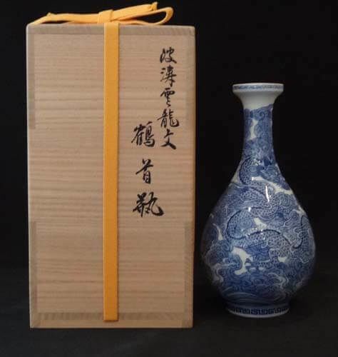 波涛雲龍文鶴首瓶 | 辻常陸 買取・作品 | 陶磁器（陶器・磁器）、骨董