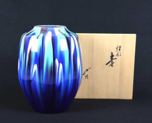 燿彩壺