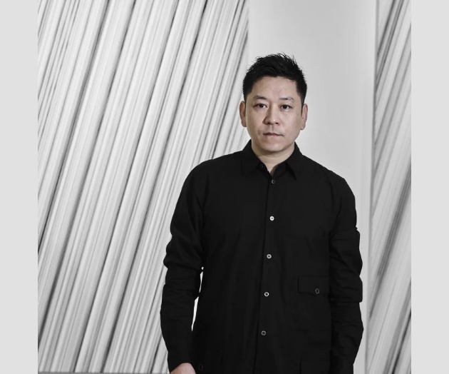 世界を魅了する現代アーティスト・名和晃平──情報社会を可視化する空間表現