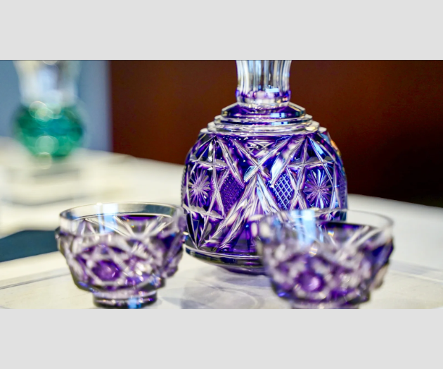 涼を呼ぶガラス ― 薩摩切子との出会い